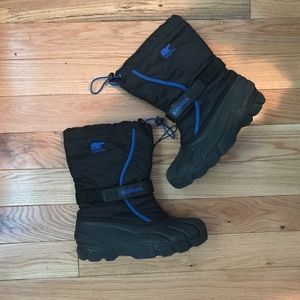 Sorel Lined Winter Boot - Boys size 7